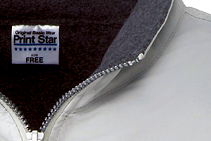 001-NFCの襟元
