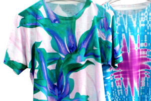 全柄Tシャツ