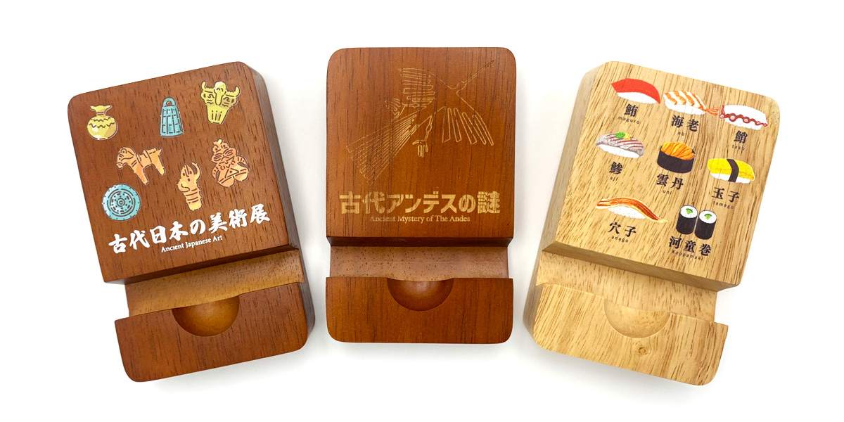 物販品や販促品に！マルチスタンドをオリジナルで